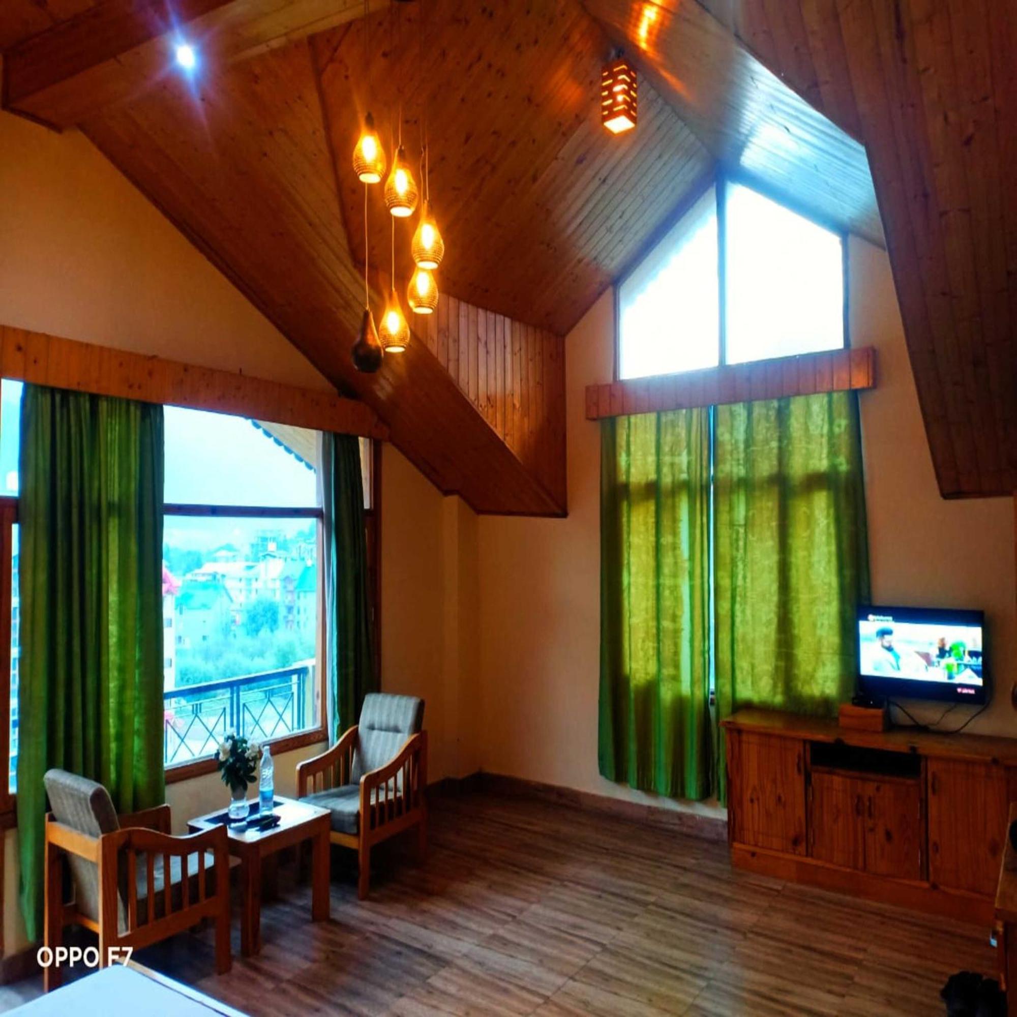 Hotel Jamla Inn Manāli Exterior foto